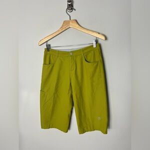 Cloudveil Womens Hiking Long Shorts Bermuda Green Size 6 578
